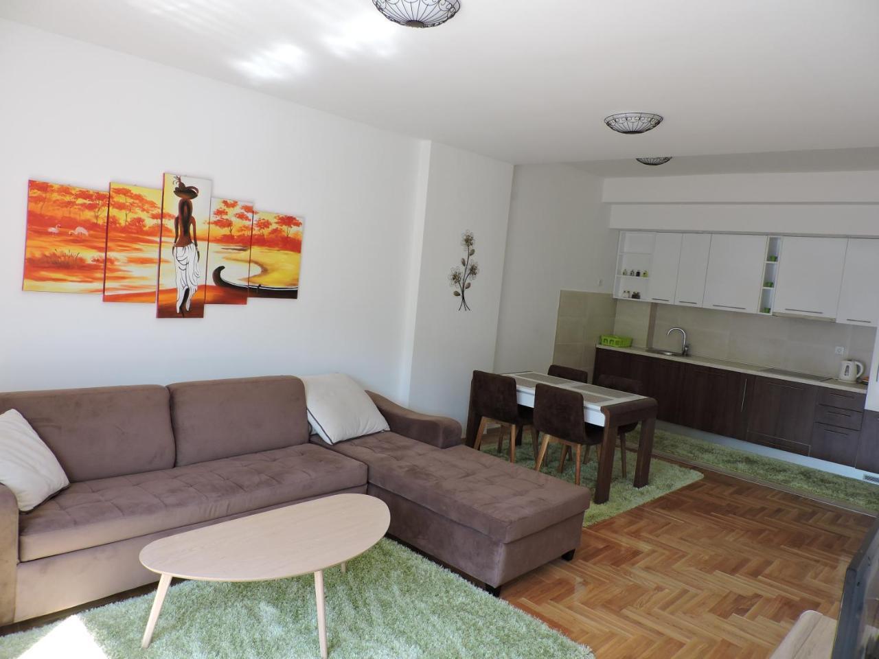 Nihon Apartment Trebinje Ngoại thất bức ảnh