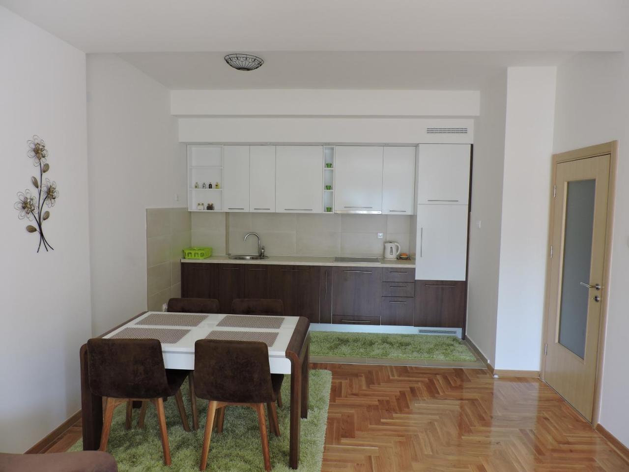 Nihon Apartment Trebinje Ngoại thất bức ảnh